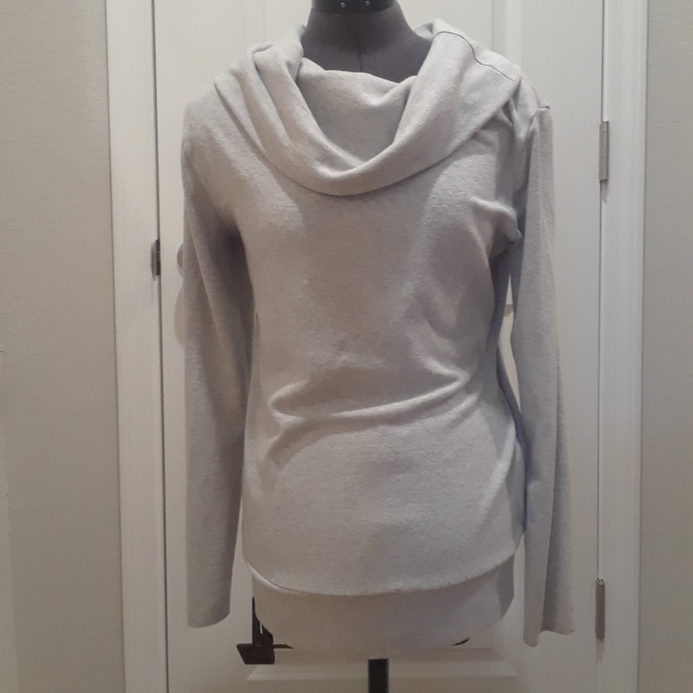 🔥SALE🔥Cowl Neck Grey‎ Long Sleeve Shirt - Picture 4 of 7
